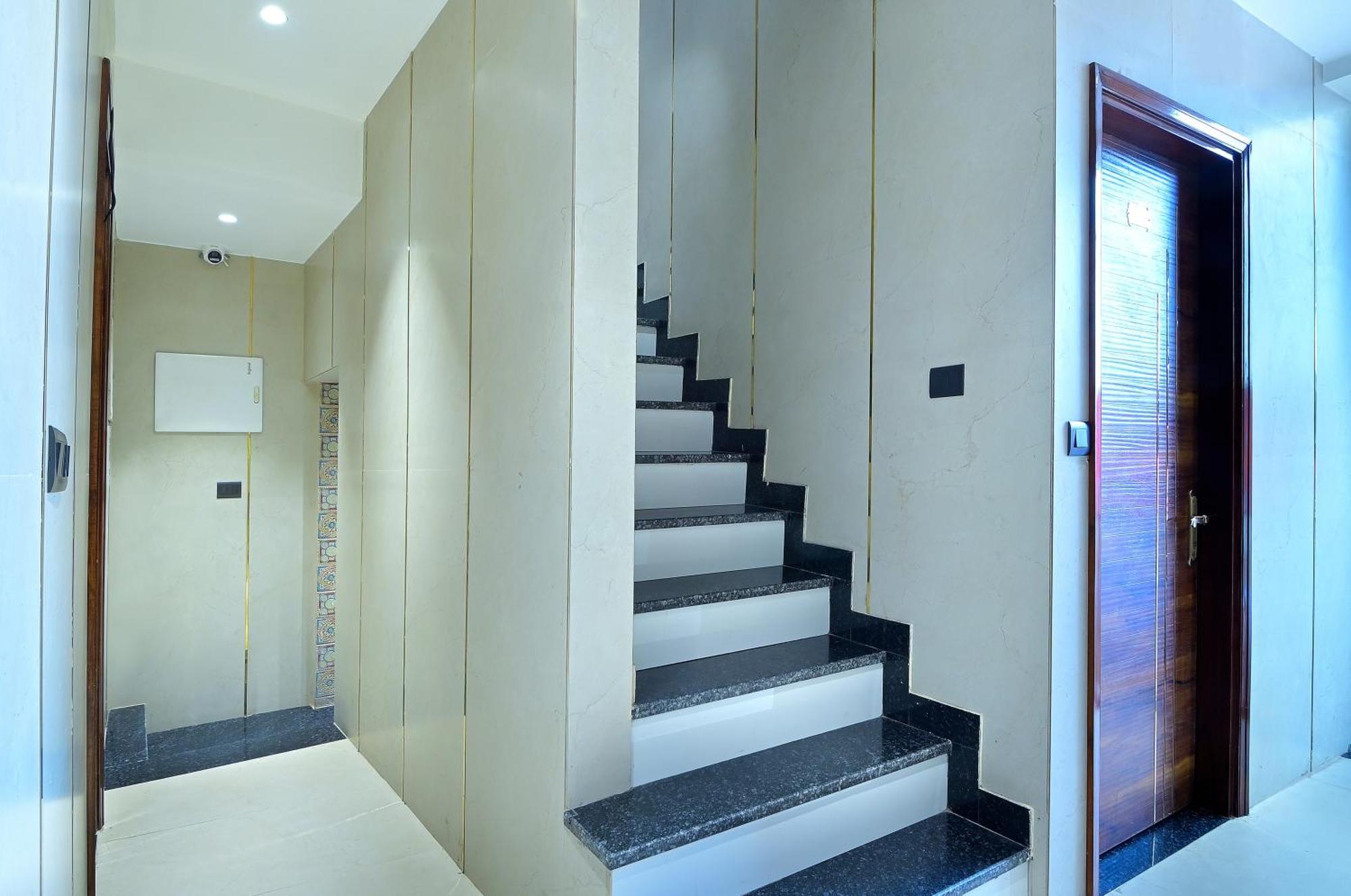Hotel Nav Durga "2 Walking From New Delhi Railway Station" Экстерьер фото