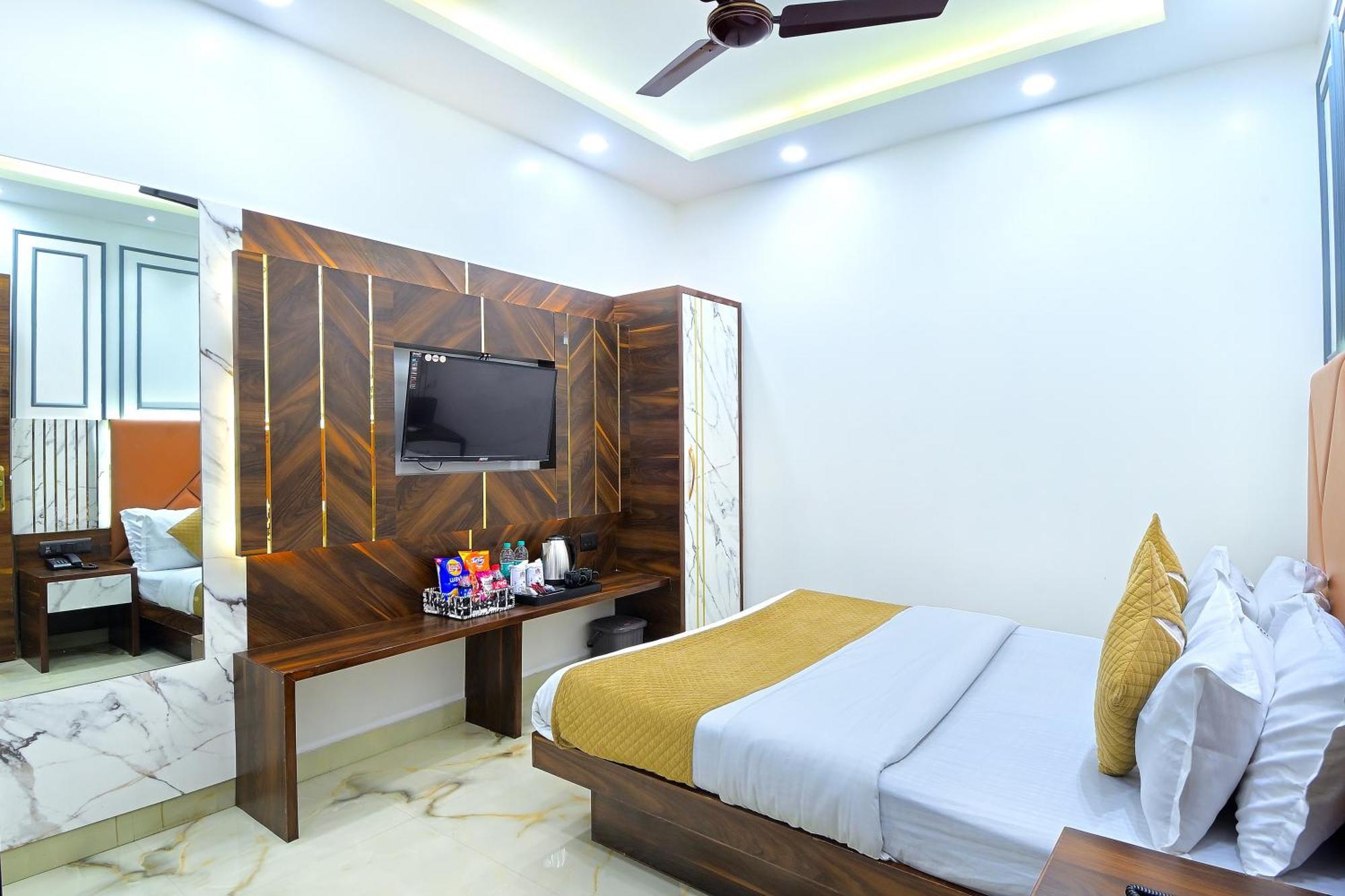 Hotel Nav Durga "2 Walking From New Delhi Railway Station" Экстерьер фото